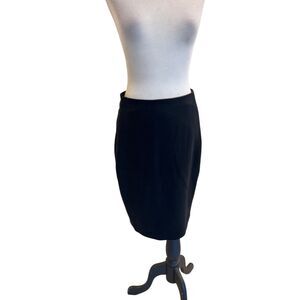 LTD Women's Exposed Back Zip Lined Career Straight Pencil Skirt Black Size 6